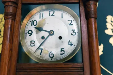 Was ist eine alte Standuhr wert?